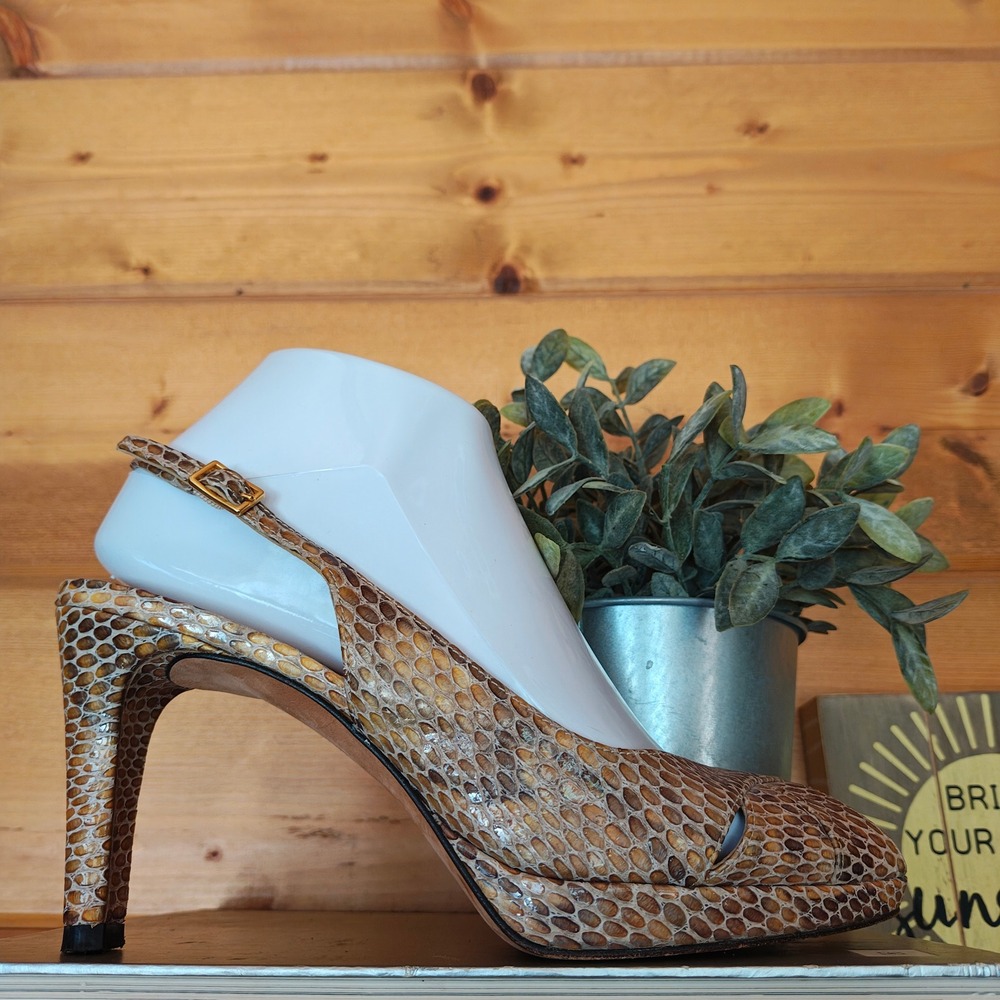 Stuart Weitzman Snake Python Patent Leather Heels… - image 4